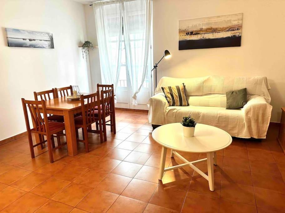 Apartamento St Agusti - Centro Mataró Екстериор снимка